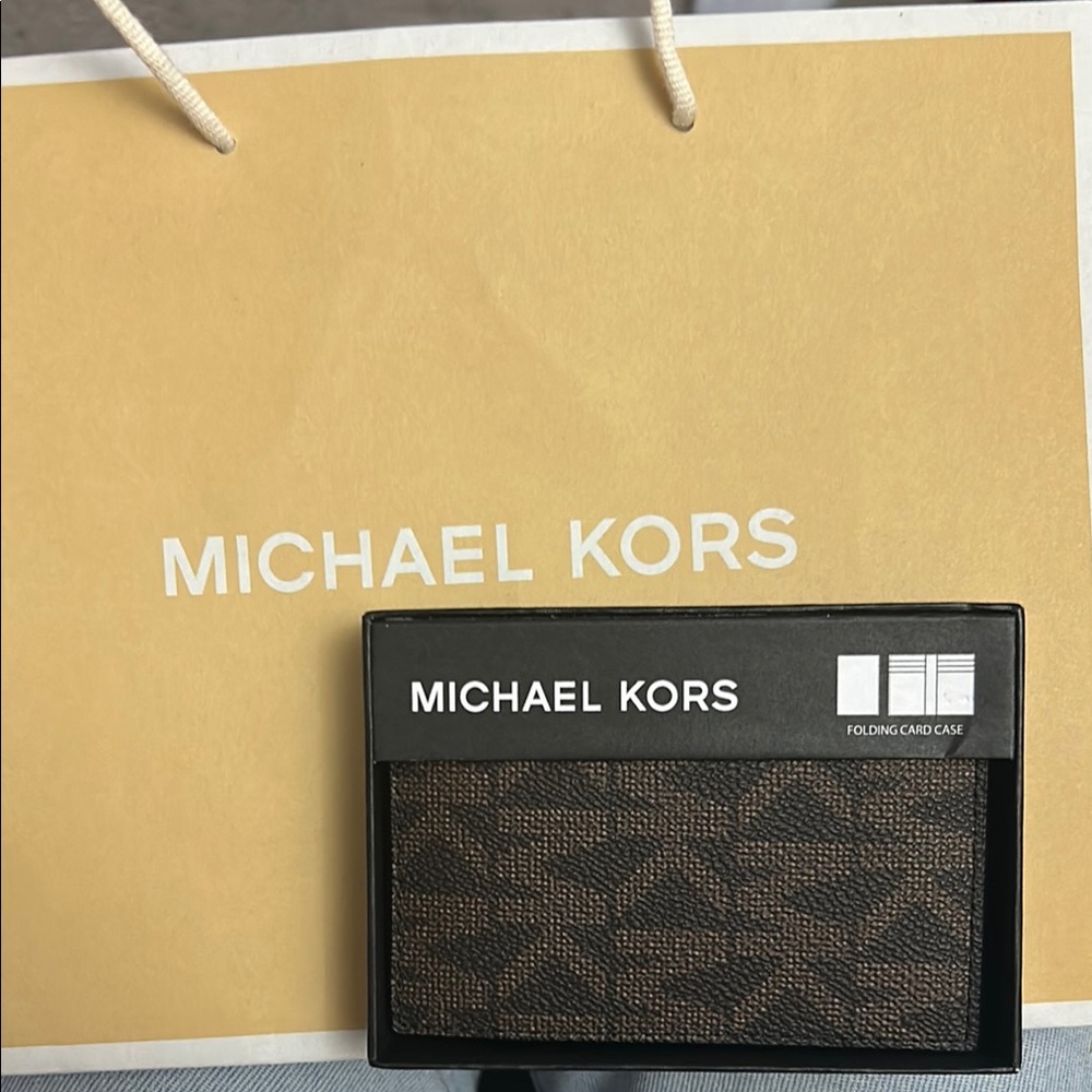 Michael Kors Folding Card Case - Brown